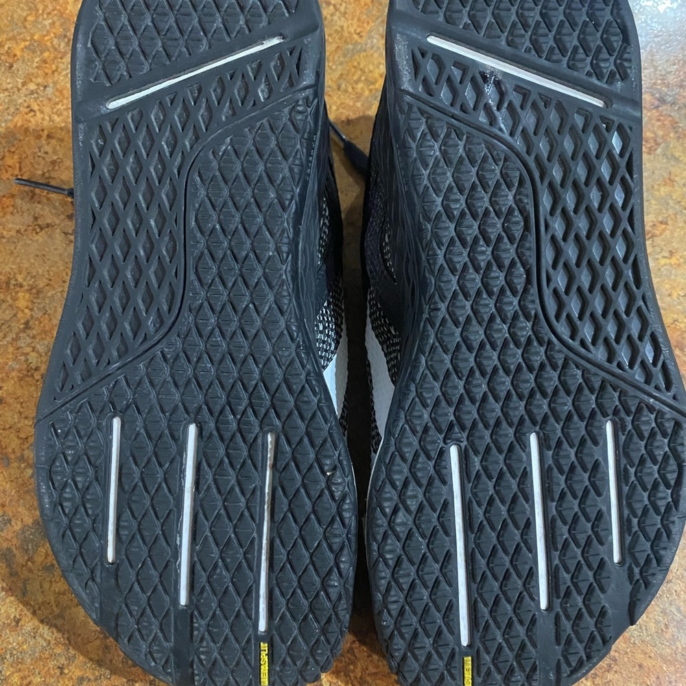 Boy’s Reebok Shoes - Picture 5 of 5